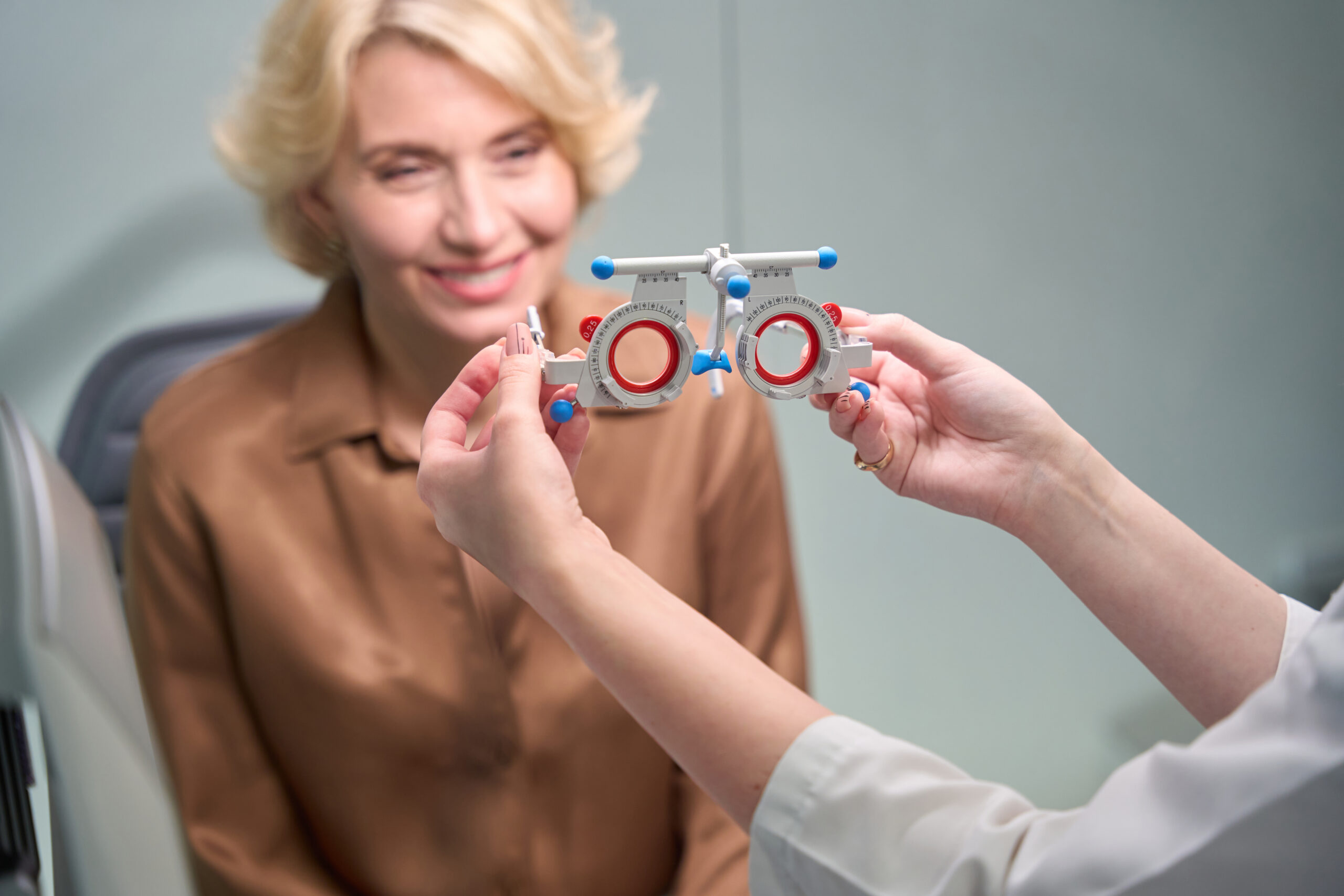 Glaucoma y cataratas: ¿Qué controles oftalmológicos debes hacerte a partir de los 45 años?